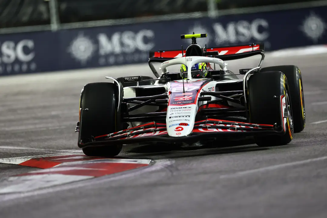 Formula 1 Las Vegas Grand Prix 2025 Race Report: Verstappen Steals the Show in Las Vegas 5 Ollie Bearman driving the MoneyGram Haas VF-25 through a low-speed corner under the Las Vegas lights during the 2025 Grand Prix. © MoneyGram Haas F1 Team / LAT Images