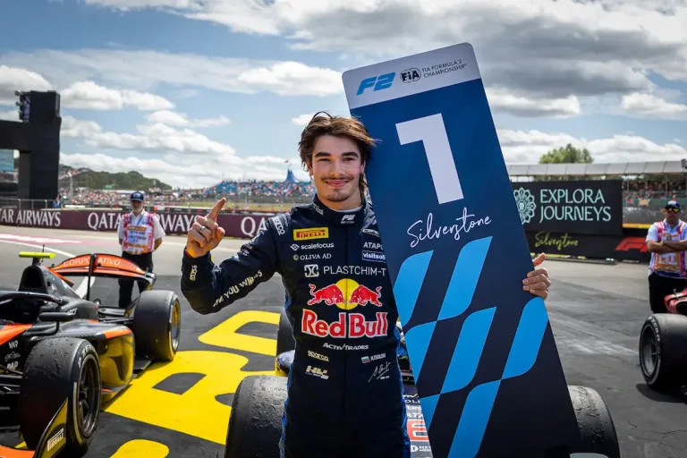 Nikola Tsolov stands with the number 1 Silverstone board during the F2 Silverstone Sprint Race 2026 weekend at Silverstone Circuit for Campos Racing. © Dutch Photo Agency / Red Bull Content Pool