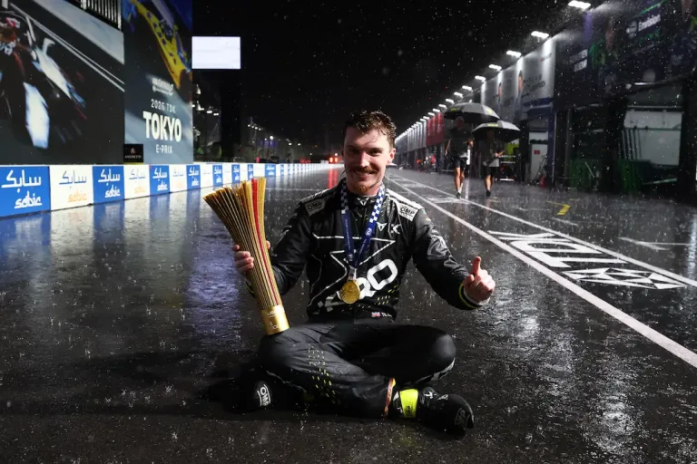 Dan Ticktum celebrates winning Tokyo E-Prix Round 14 in the rain © Formula E Media